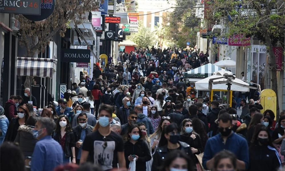 Lockdown: Ψώνια αντί για παραλίες προτίμησαν οι Αθηναίοι